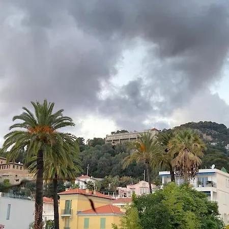 Central, Quiet & Cosy Near Monaco بوليو سور مير